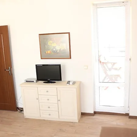 Apartament Perla 1 *